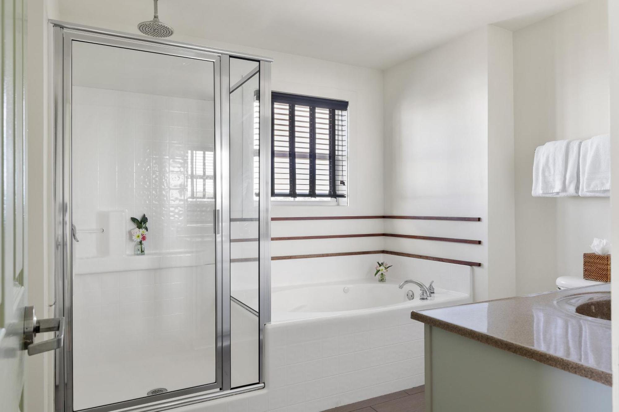 פולי ביץ' Regatta Inn - Adults Only מראה חיצוני תמונה